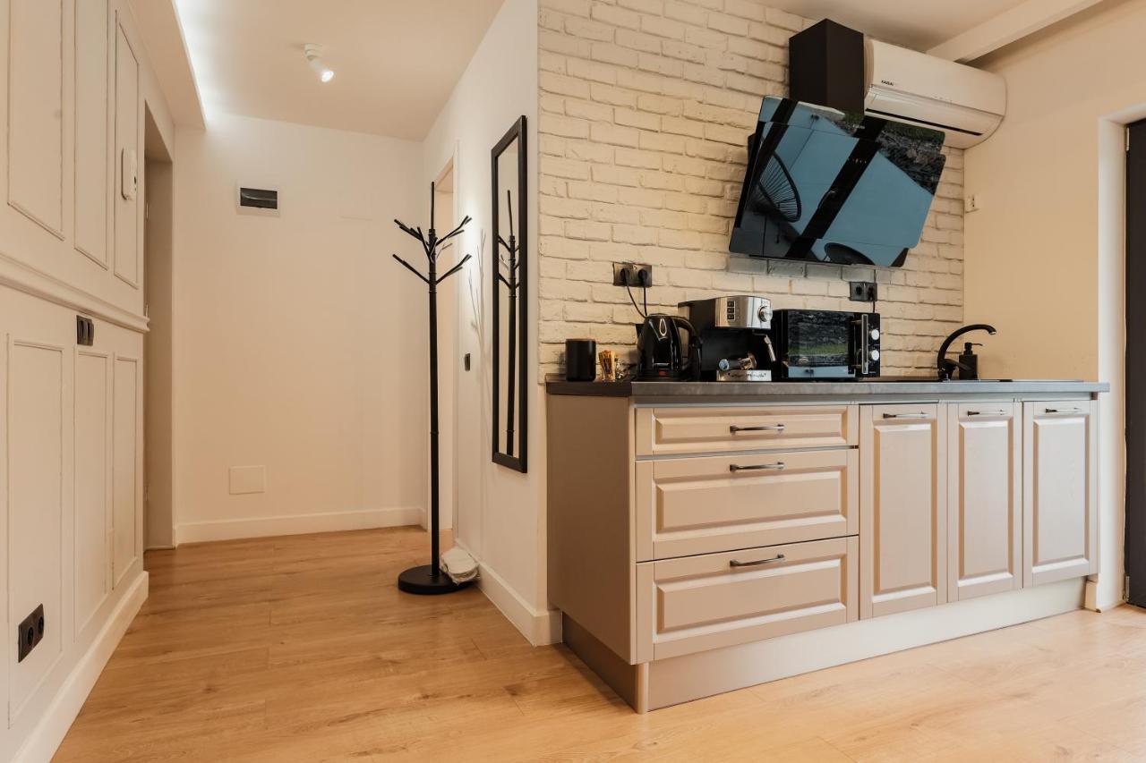 Aparthotel Nest Inn Meteor Cluj-Napoca Luaran gambar